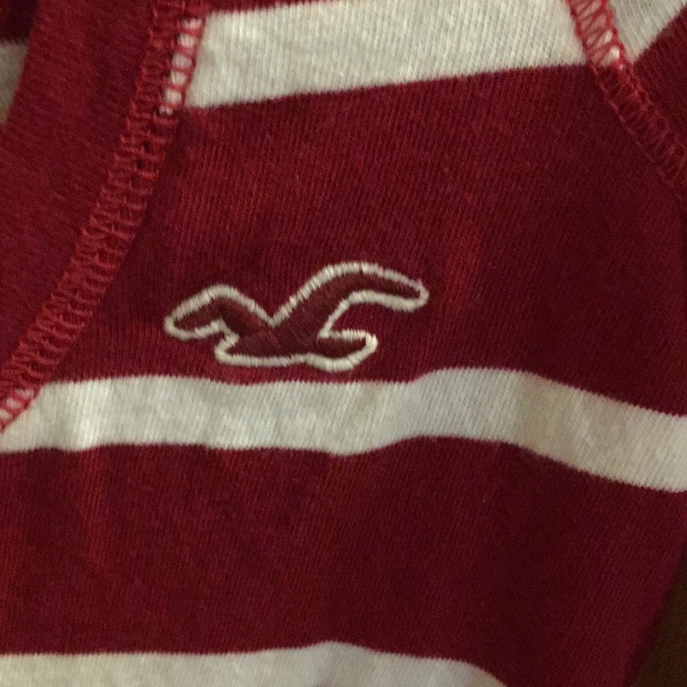 🥳Price drop 🎉Hollister shirt - Picture 3 of 4